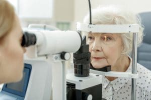 איכות ראיה ומחלות עיניים בגיל השלישי